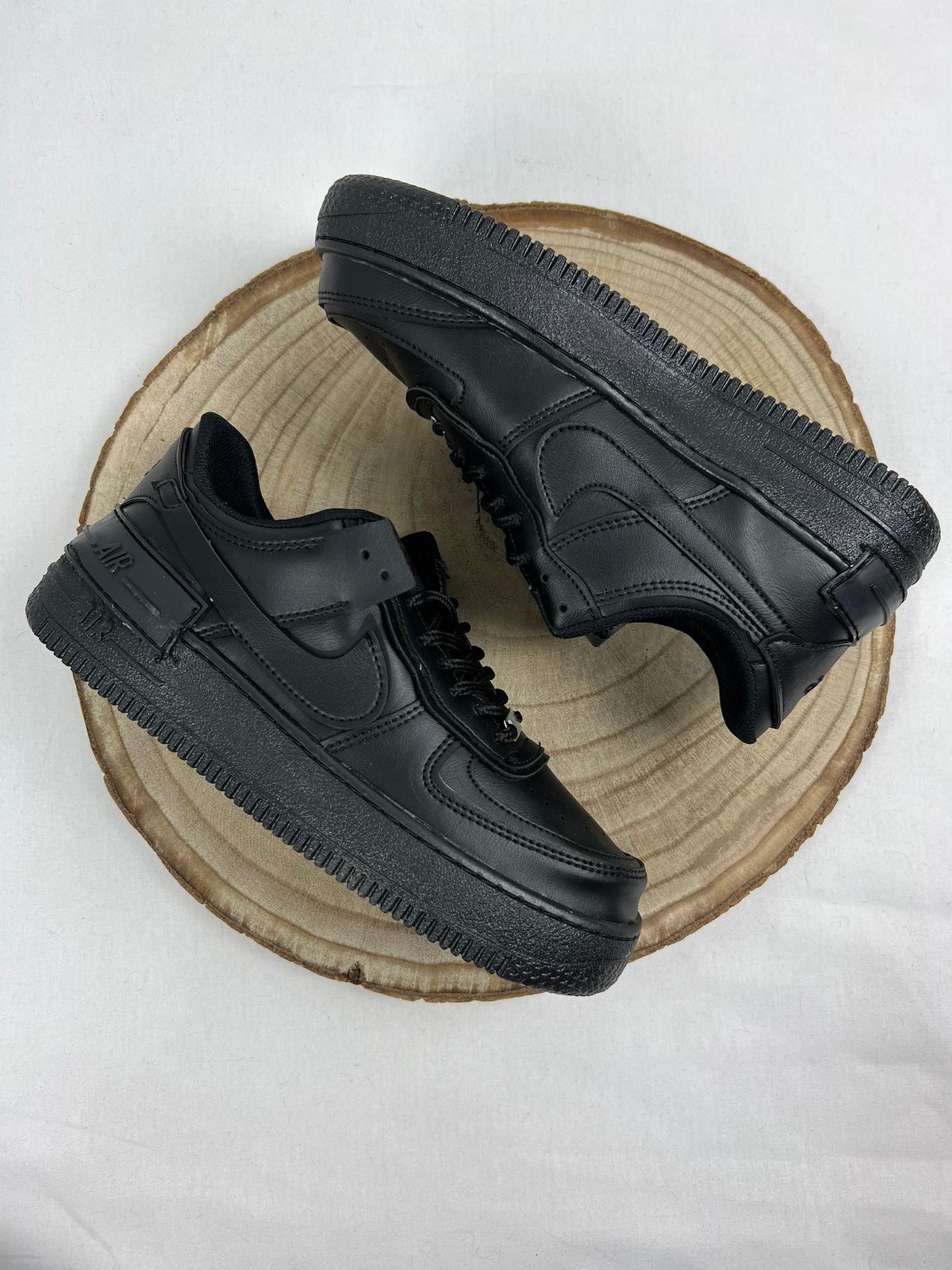 Nike AirForce 1 Shadow Black - Postu Tienda