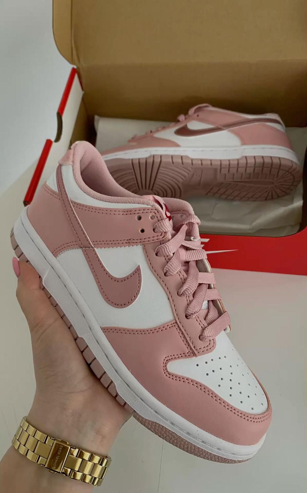 Nike Dunk Low