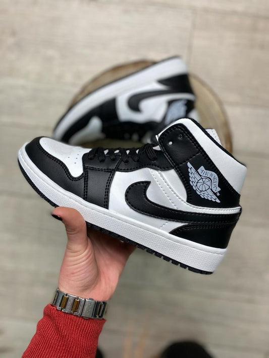 Nike Air Jordan Panda - Postu Tienda